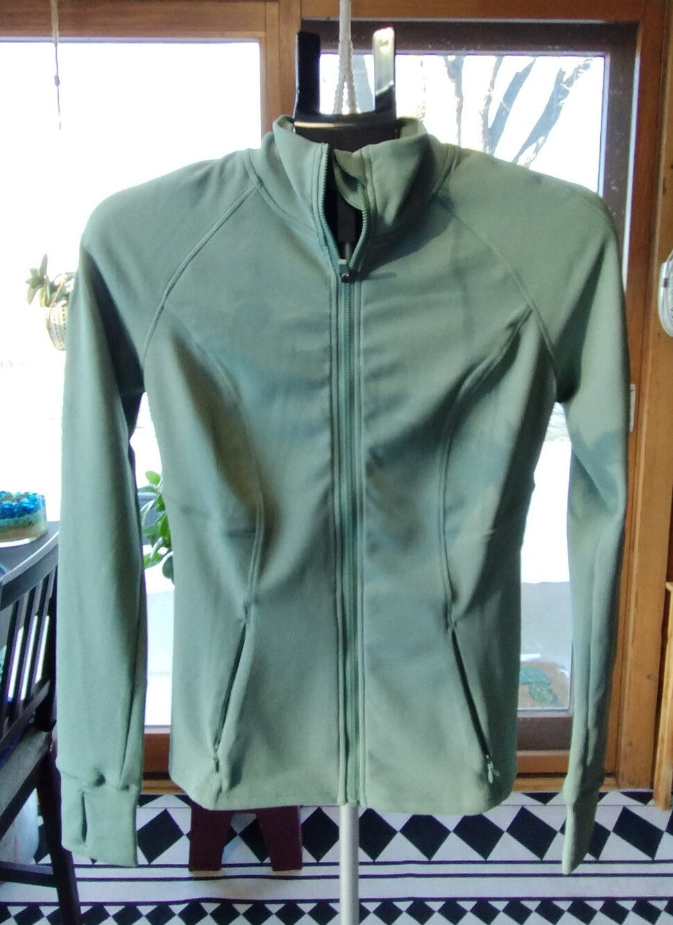 NWT. Reflex Small Women's Green Full-Zip Jacket